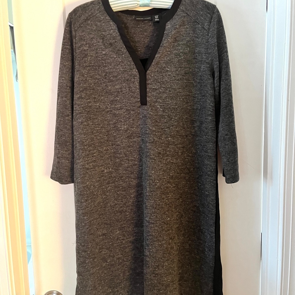 Adrienne Vittadini Charcoal and Black V-Neck Top